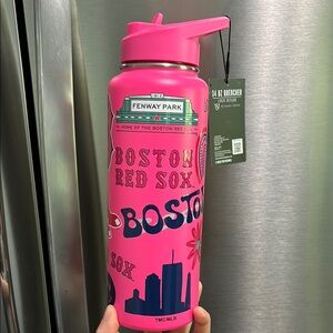 Boston Red Sox Pink Water Bottle NWT 34oz